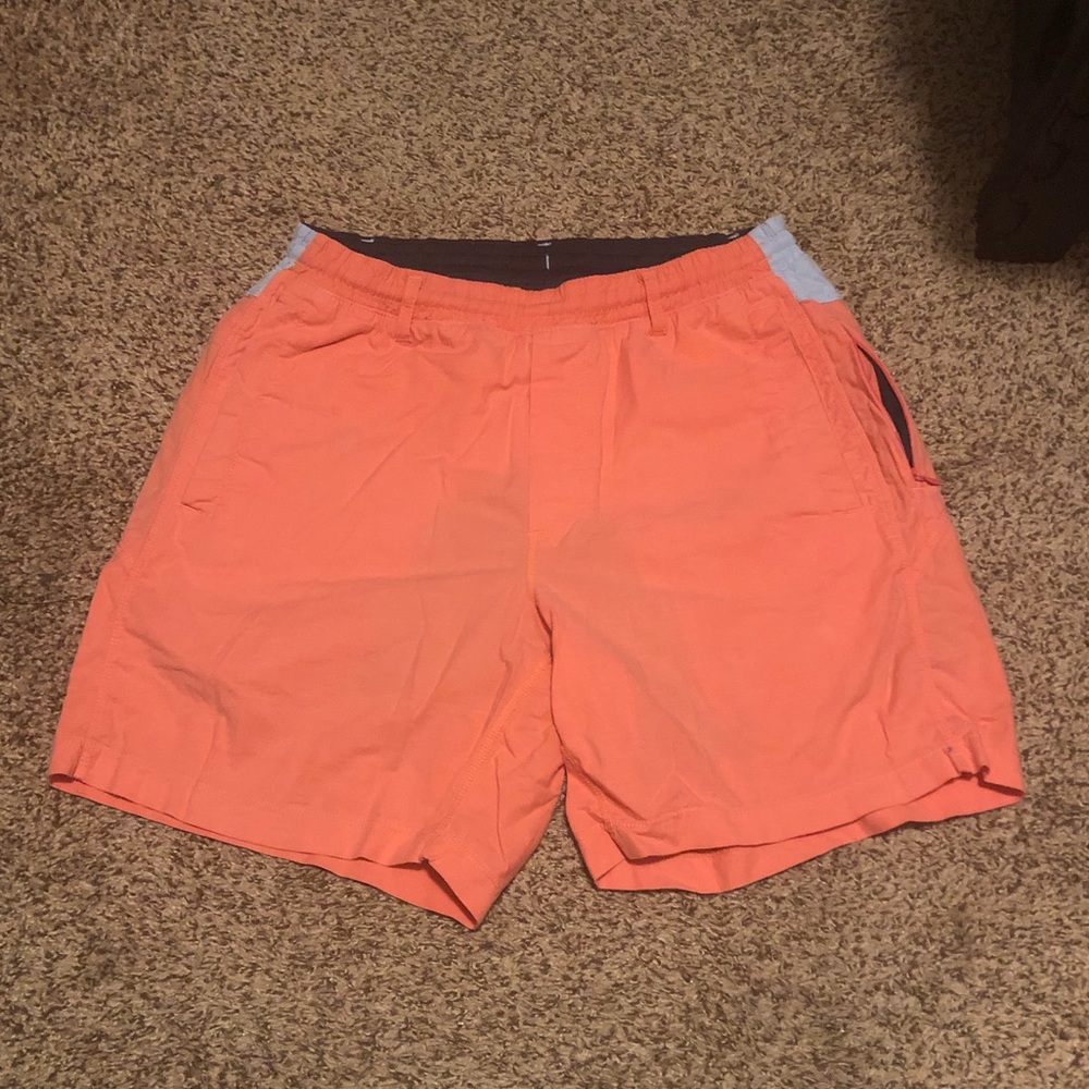 Birddogs men’s medium pink shorts